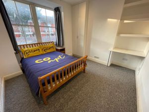 Photo 16- click for photo gallery